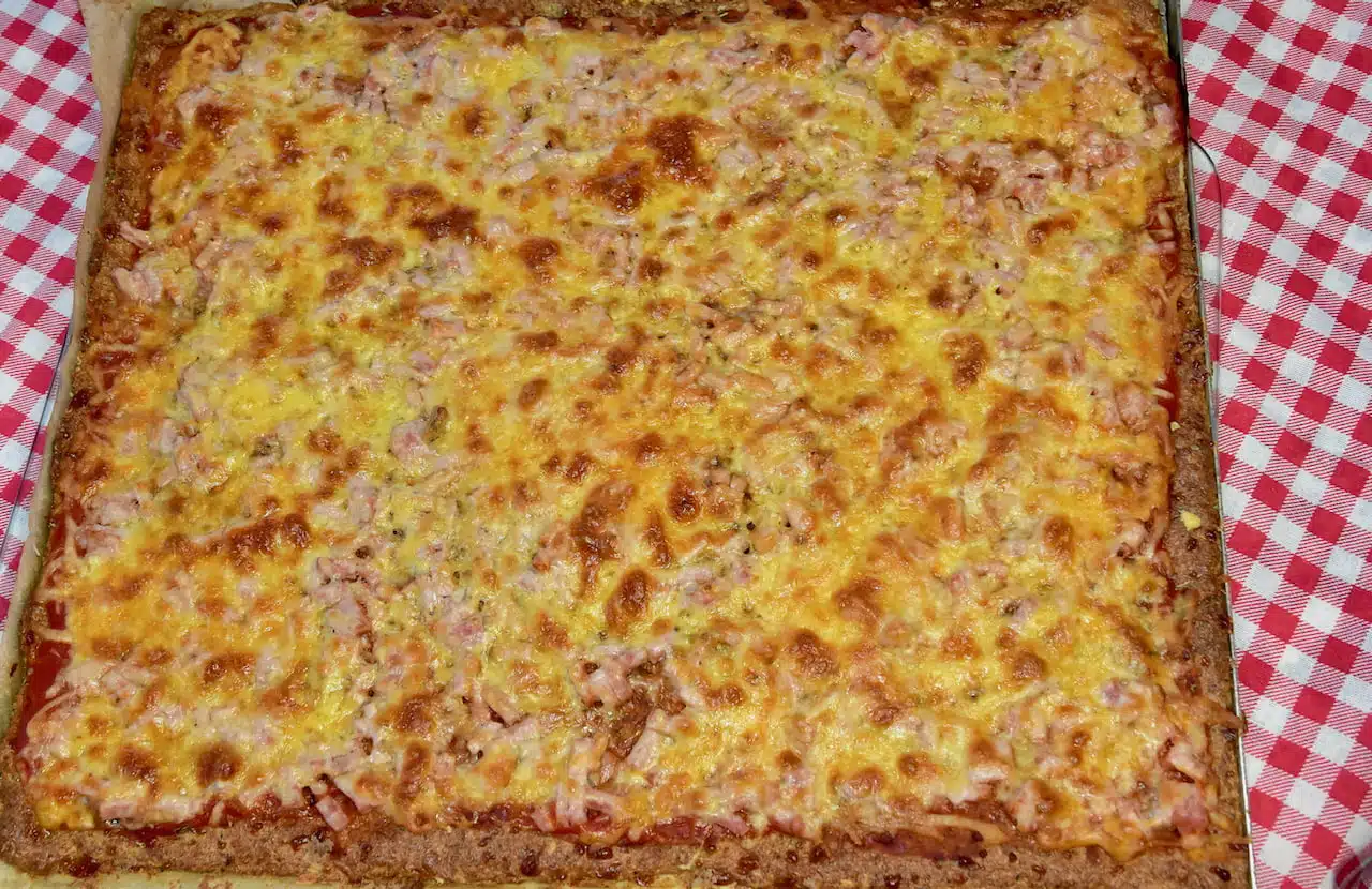 Golden Stevia Keto Pizza Crust Mix- low carb, gluten free, healthy!