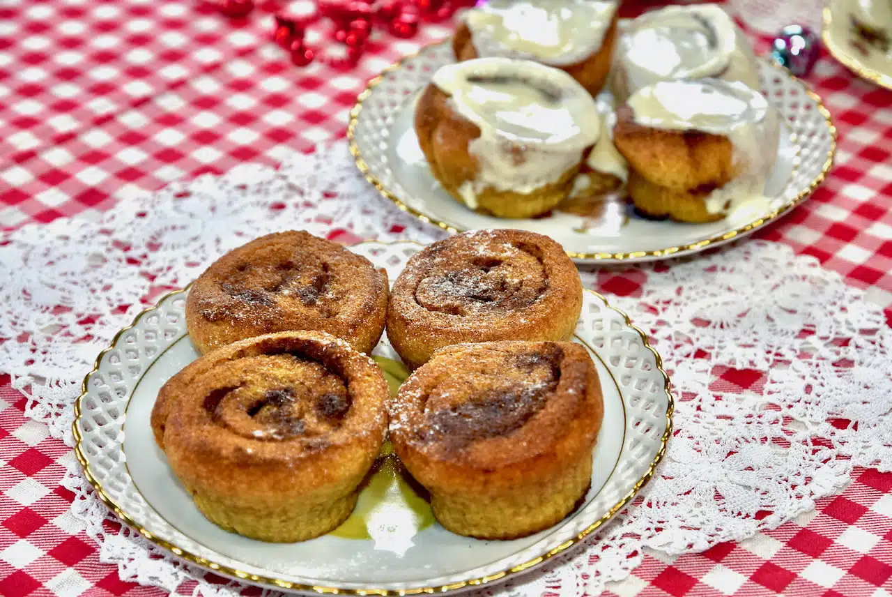 Mezcla para hornear rollos de canela bajos en carbohidratos Keto Mélange de cuisson pour petits pains à la cannelle Keto à faible teneur en glucides Mélange de cuisson pour petits pains à la cannelle Keto à faible teneur en glucides Смесь для выпечки булочек с корицей и кето с низким содержанием углеводов Keto-Zimtschnecken-Backmischung mit niedrigem Kohlenhydratgehalt Miscela di cottura per rotoli di cannella cheto a basso contenuto di carboidrati Golden Stevia Low Carb Keto Cinnamon Roll Baking Mix