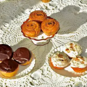 Mezcla para hornear rollos de canela bajos en carbohidratos Keto Mélange de cuisson pour petits pains à la cannelle Keto à faible teneur en glucides Mélange de cuisson pour petits pains à la cannelle Keto à faible teneur en glucides Смесь для выпечки булочек с корицей и кето с низким содержанием углеводов Keto-Zimtschnecken-Backmischung mit niedrigem Kohlenhydratgehalt Miscela di cottura per rotoli di cannella cheto a basso contenuto di carboidrati Golden Stevia Low Carb Keto Cinnamon Roll Baking Mix