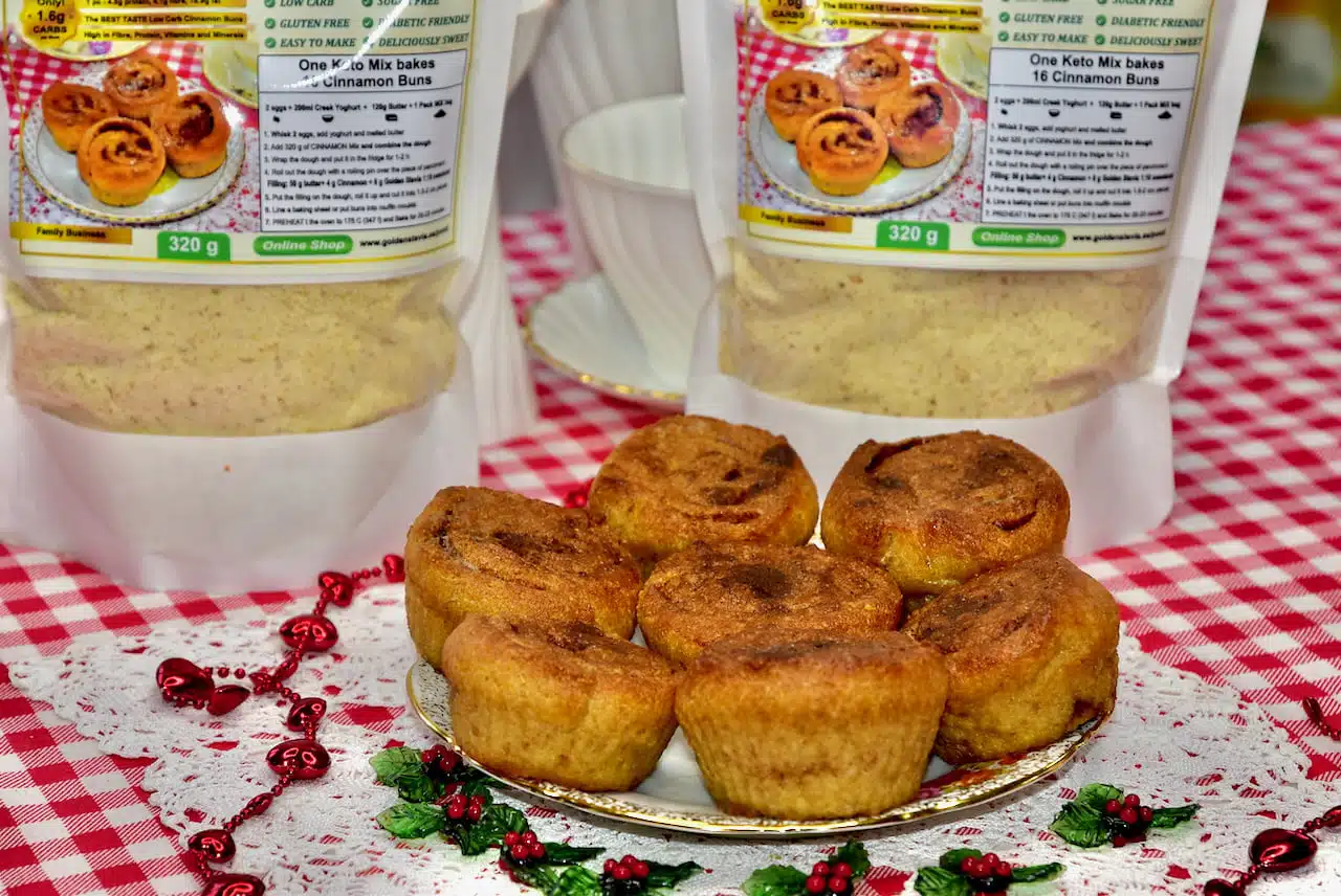 Mezcla para hornear rollos de canela bajos en carbohidratos Keto Mélange de cuisson pour petits pains à la cannelle Keto à faible teneur en glucides Mélange de cuisson pour petits pains à la cannelle Keto à faible teneur en glucides Смесь для выпечки булочек с корицей и кето с низким содержанием углеводов Keto-Zimtschnecken-Backmischung mit niedrigem Kohlenhydratgehalt Miscela di cottura per rotoli di cannella cheto a basso contenuto di carboidrati Golden Stevia Low Carb Keto Cinnamon Roll Baking Mix