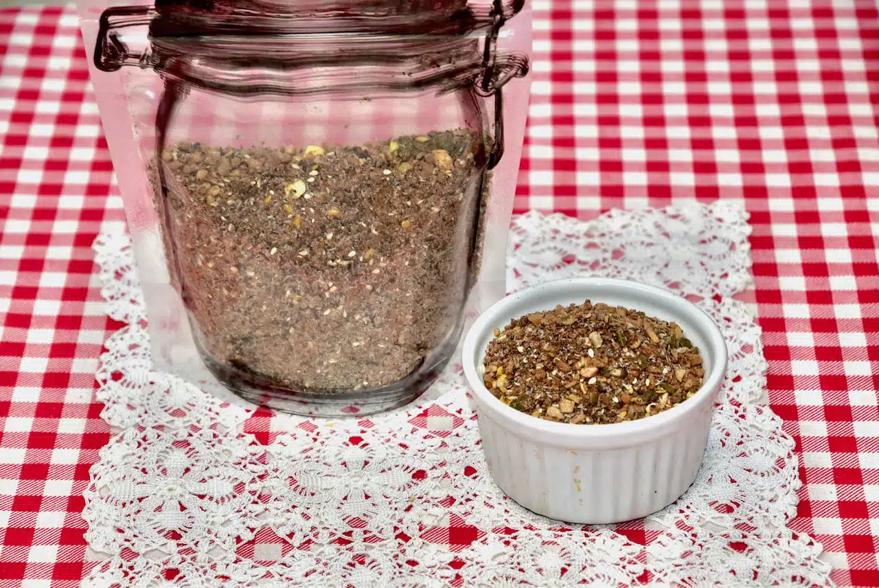 Low Carb Chocolate Nut Keto Muesli Golden Stevia Nuez de chocolate baja en carbohidratos Keto Muesli Golden Stevia Wenig Kohlehydrate Schokoladen-Nuss-Keto-Müsli Golden Stevia Faible teneur en glucides Chocolat Noix Keto Muesli Golden Stevia Con pochi carboidrati Keto Muesli al cioccolato e noci Golden Stevia С низким содержанием углеводов Шоколадно-ореховый кето-мюсли Золотая стевия