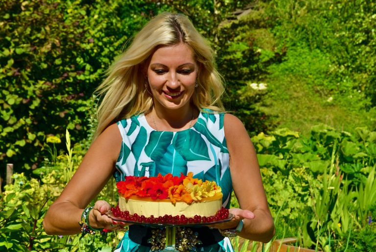 Annika Urm author of two SUGARFREE cookbooks gluten free low carb keto and diabetic friendly