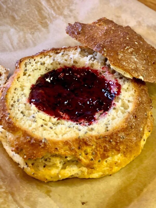 Sugar-free, gluten-free, Low carb Shrove Tuesday buns Annika urm Goldenstevia.com low carb shop blubeery jam